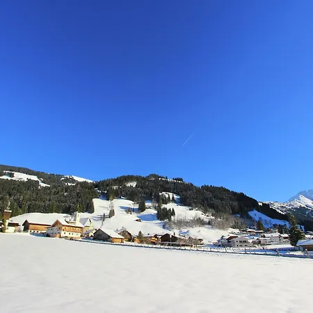 בקתה In Kirchberg Near Gondola