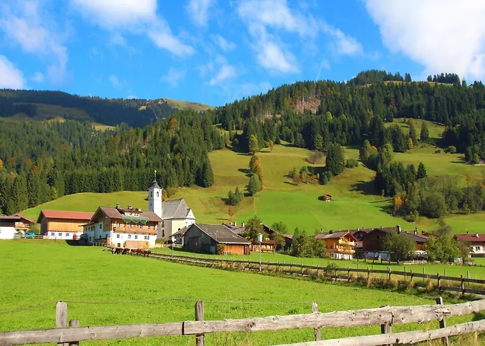 In Kirchberg Near Gondola בקתה